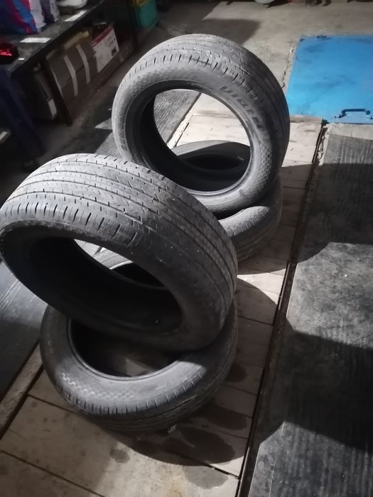 Продам летнию резину на 18