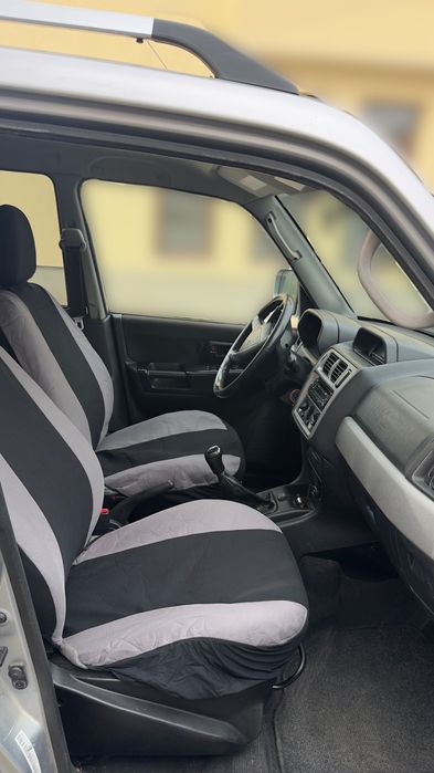 Mitsubishi Pajero Pinin 1.8i 4x4 + Газ