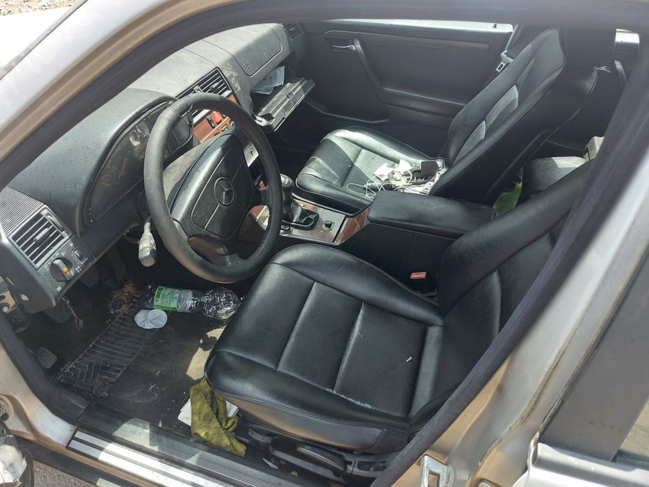 Mercedes C220D W202 на части !!!