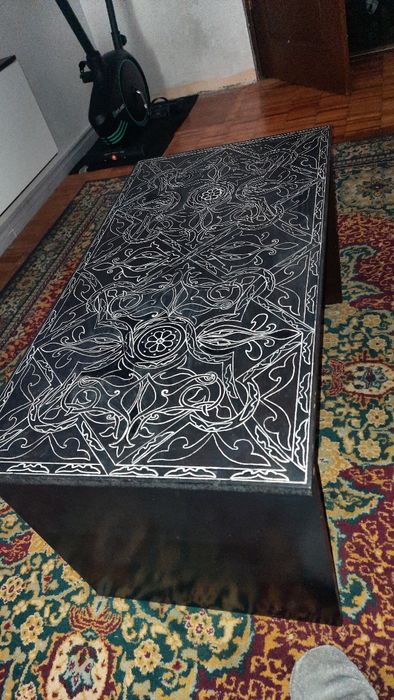 столик.  деревооооооооооо