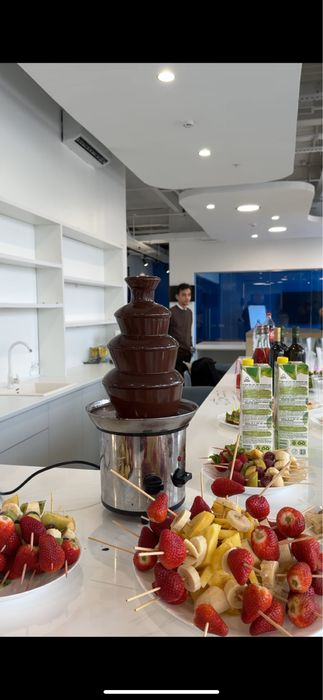 Шоколадный фонтан, фуршет