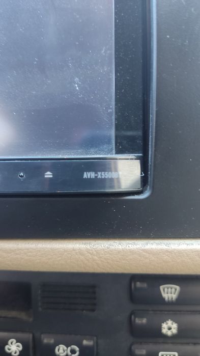 2din Мултимедия Pioneer AVH-5500BT