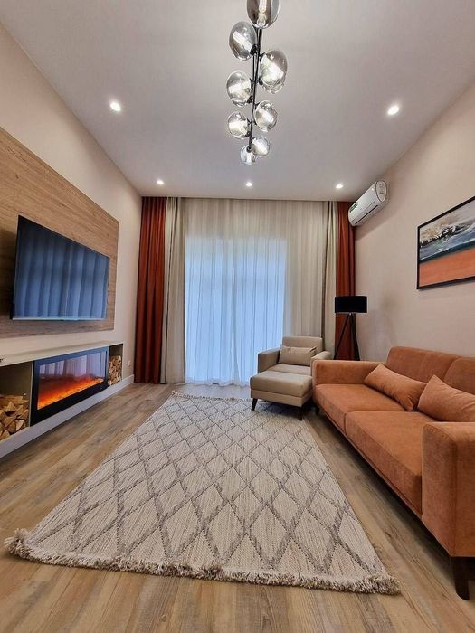 Продается  2/3/8 ц1