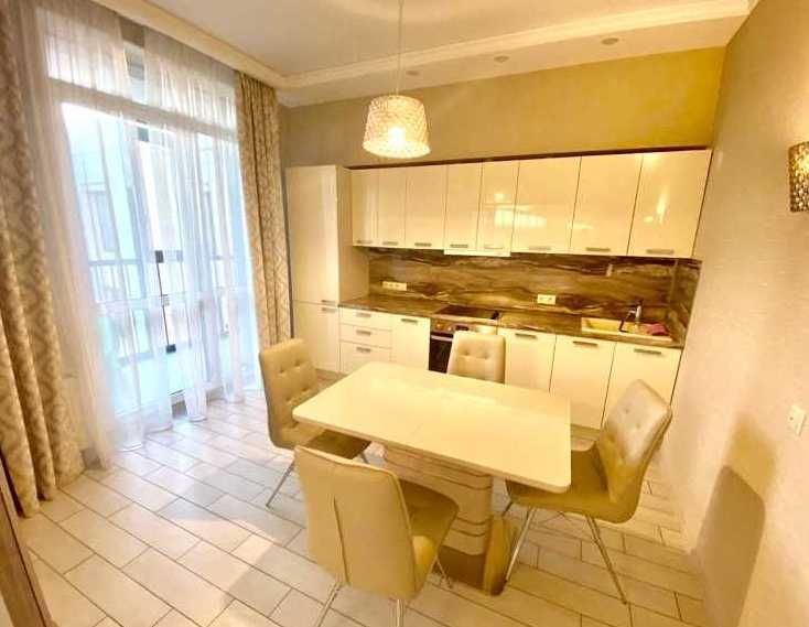 Дава се под наем Двустаен апартамент в Пловдив, Южен - 65 кв.м за 204 € - Снимка #1