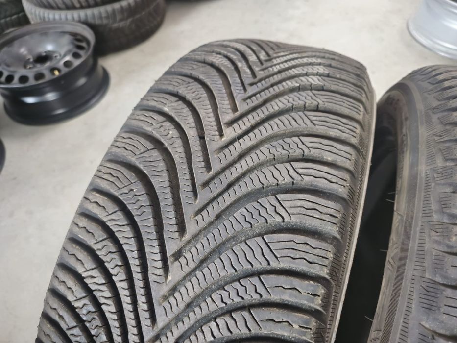 4 anvelope iarna Michelin 215 55 17 stare buna
