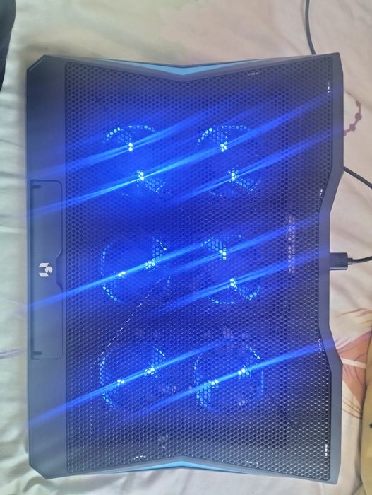 Охлаждюащий подставка