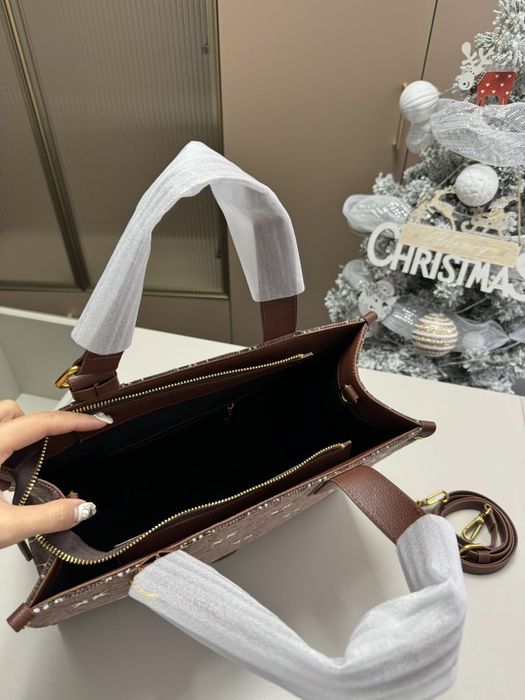 Уникална дамска чанта Пинко