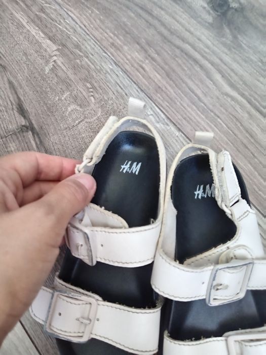 Sandale H&M fetițe albe