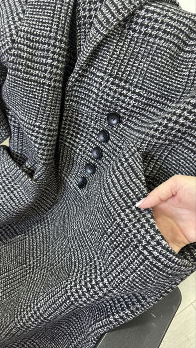 Продам польто 17000 размер 42-46