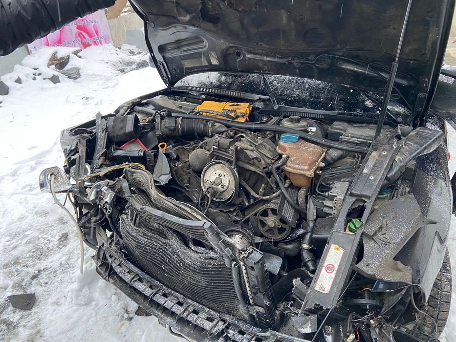 Ауди А4 кватро 2,8 1996