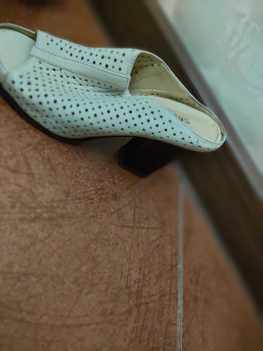 Распродажа женской обуви