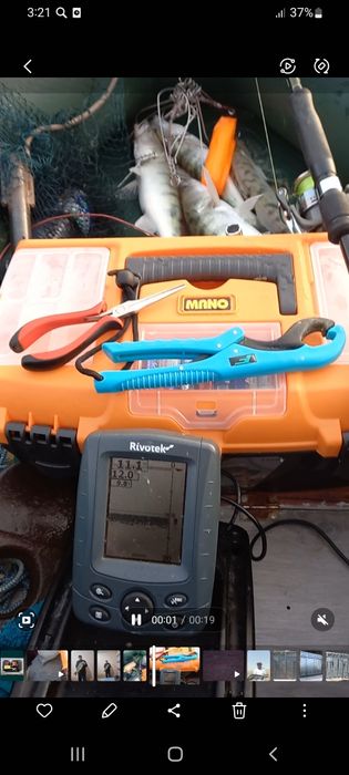 Продаётся лодка бриз хорошем состоянии плюс эхолот ривотек российский