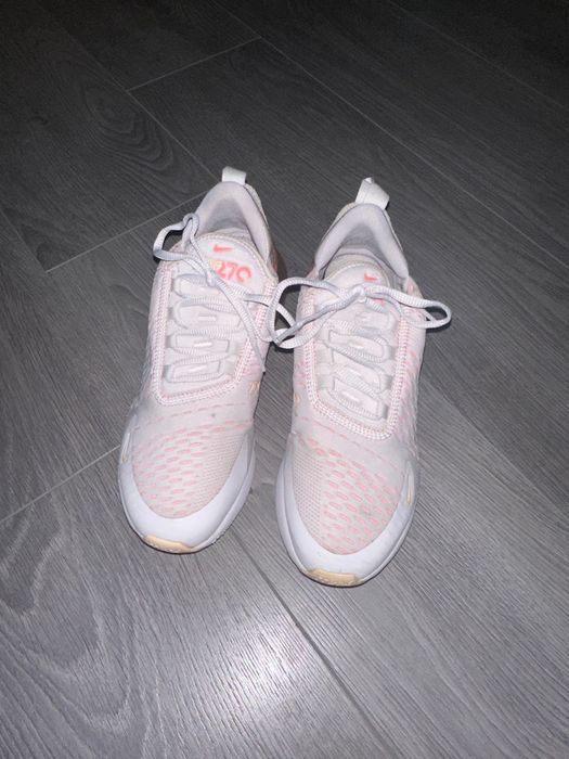 Nike air max 270 оригинални