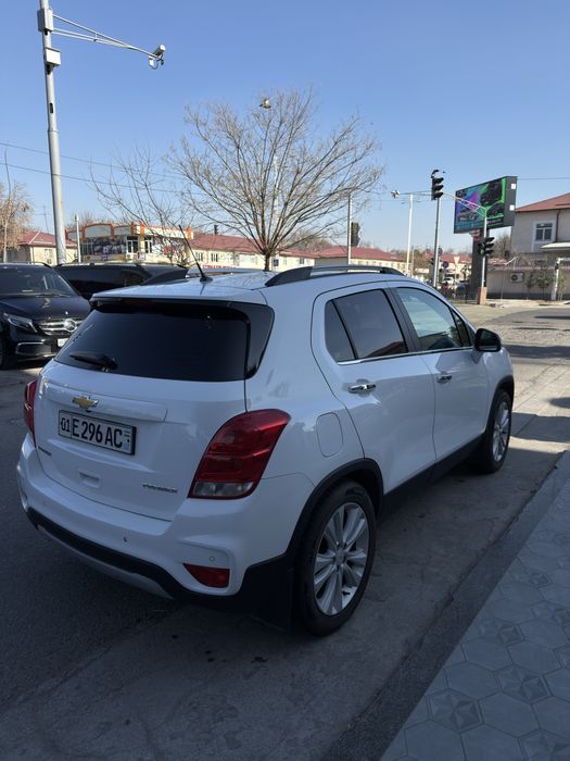 Tracker 1 Premier 2020 Full.