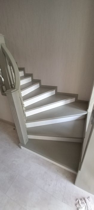 Zina poyalar lestvintsa