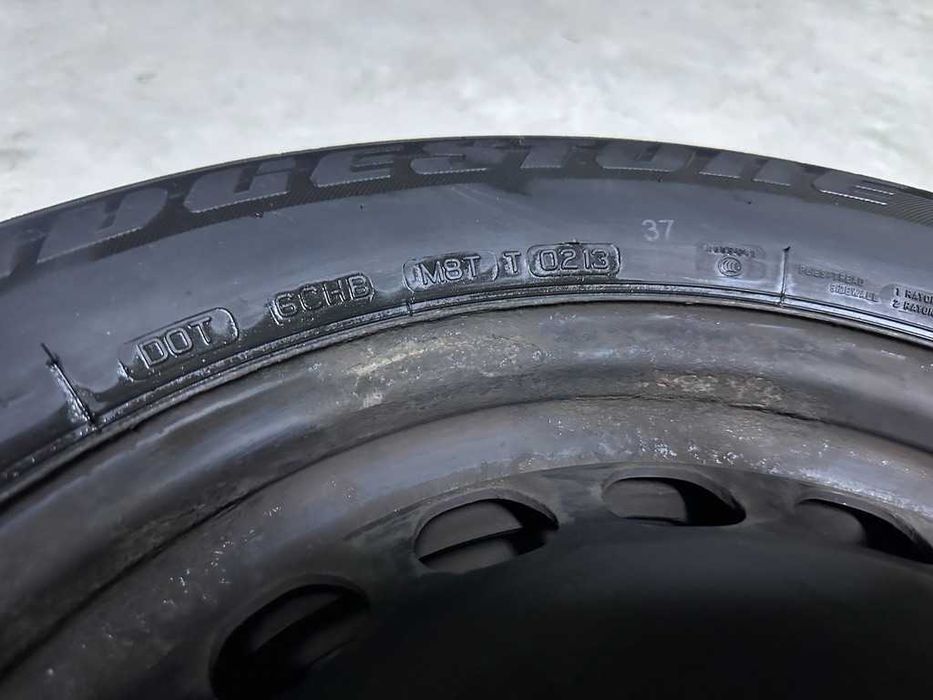 Vand 2 cauciucuri Bridgestone Dueler H/P Sport 215/65 R16 + jante tablă VW