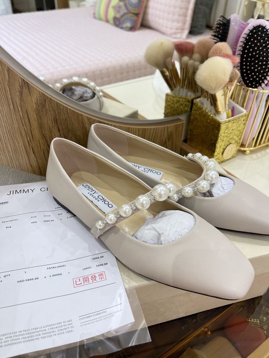 Продаётся красивая женская обувь от JimmyChoo