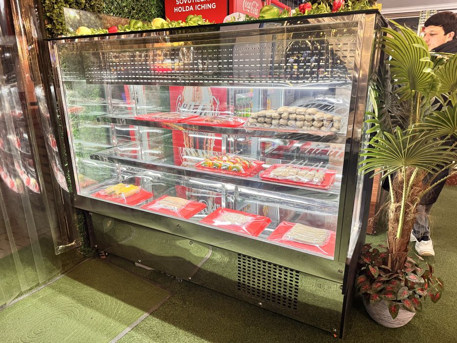 Xaladelnik vitrina sotiladi holati zur yangi