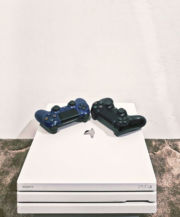 Playstation 4 pro 1 T