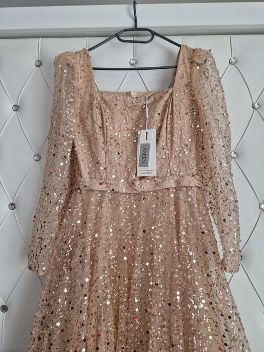 Rochie de ocazie strălucitoare
