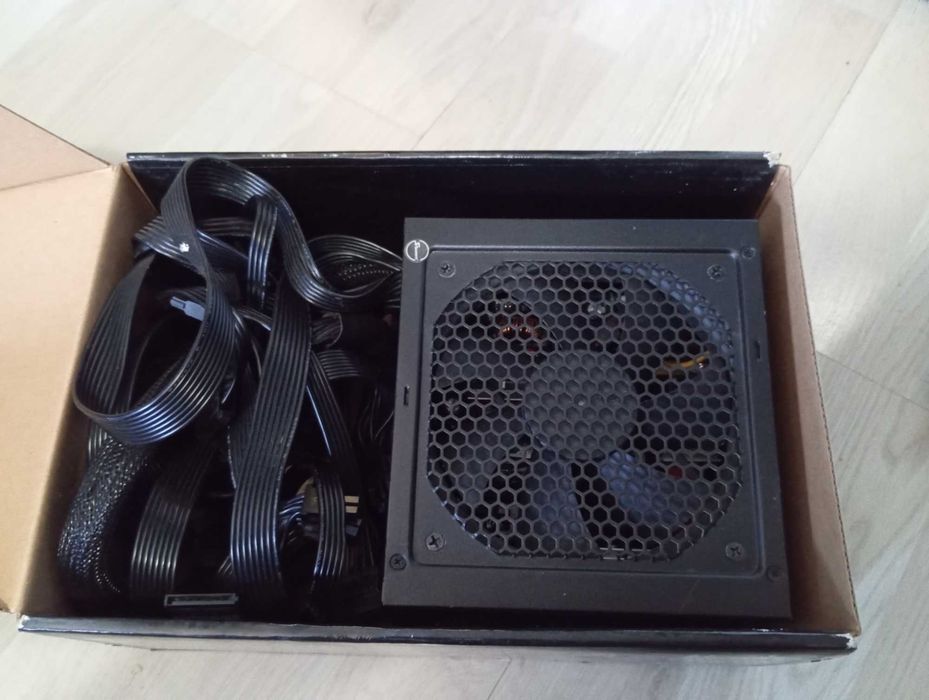 sursa pc PSU 850W seasonic B12