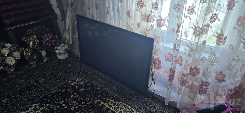 LG ariginal telivizor 60 dyumli