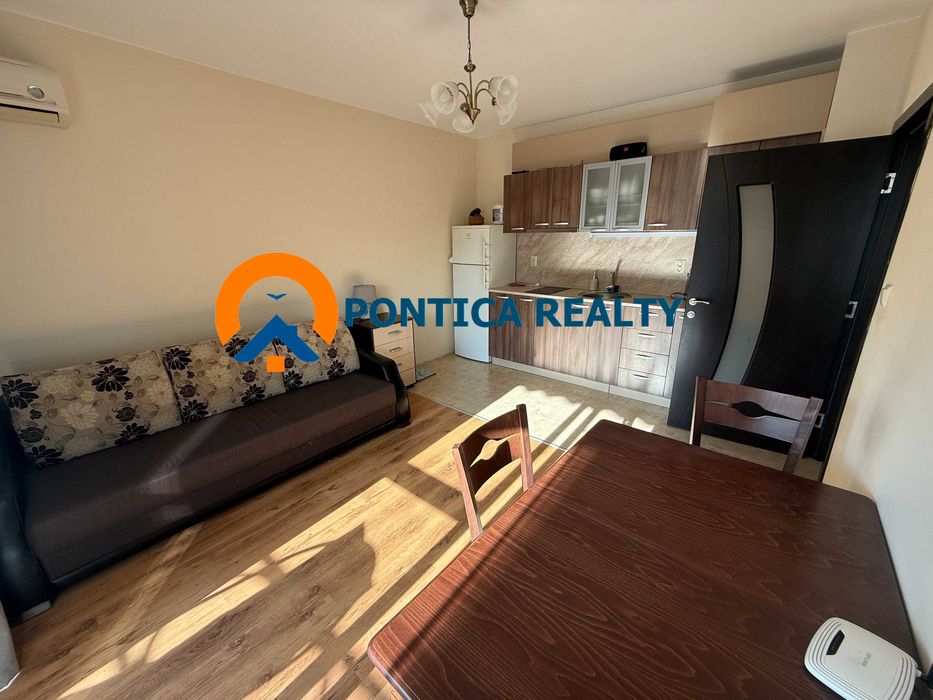 Двустаен апартамент в Равда