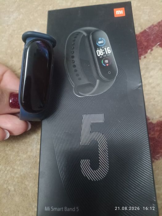 Продаю ми бенд 5,6,8