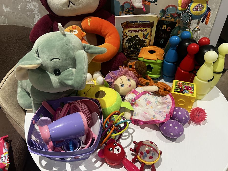 Детские игрушки , доска для рисования