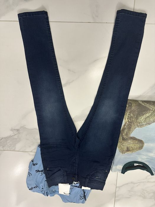 Нови дънки Name it за момче с ръст 134 см и подарък две блузи