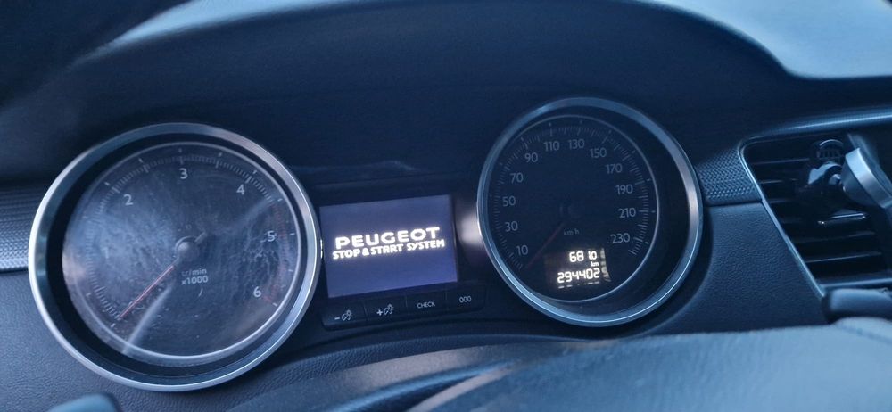 Peugeot 508 1.6 Blue-HDi Automata 
Prima inmatriculare  2016/08