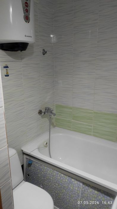 Продам 2 ком квартиру в центре Борового