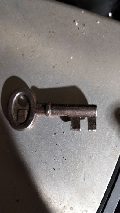 Продам старинные предметы