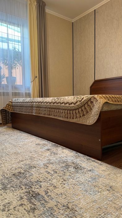 Кровать  180*200