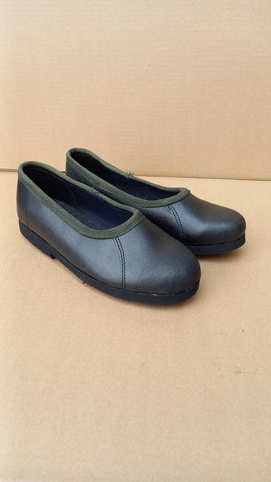 Продается спец обувь (рабочая обувь) из натуральной кожи.