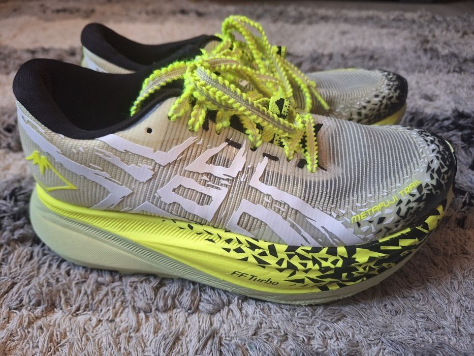 Маратонки Asics Metafuji Trail - с карбонова пластина