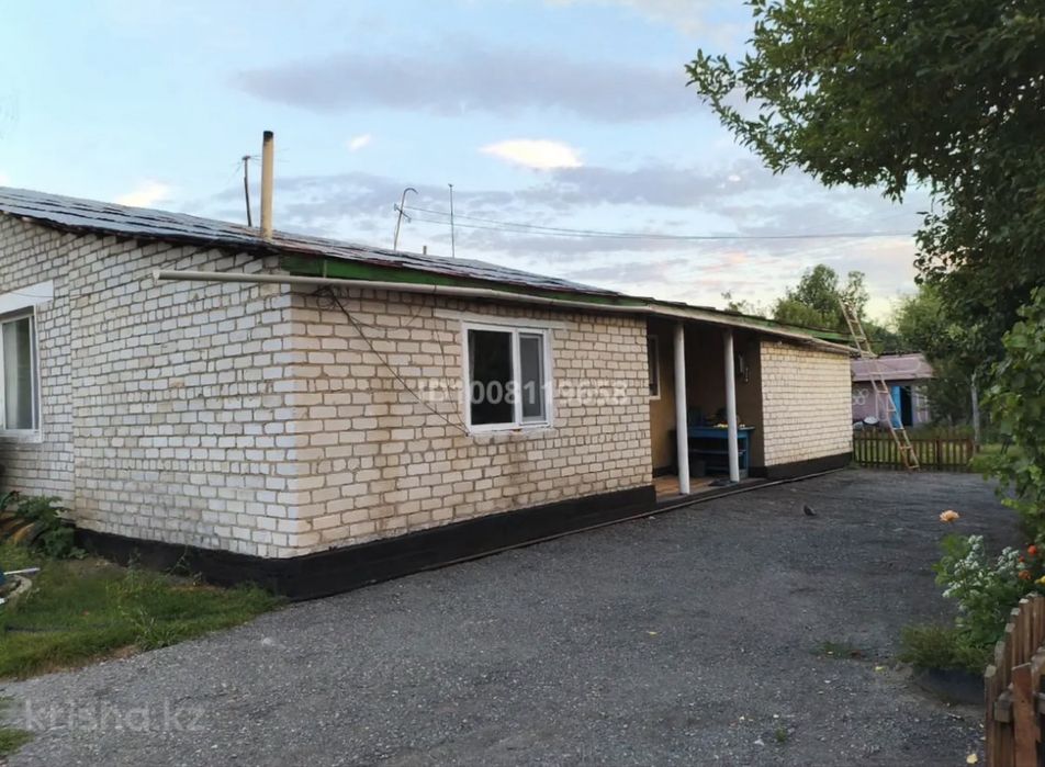 Продам большой просторный дом.