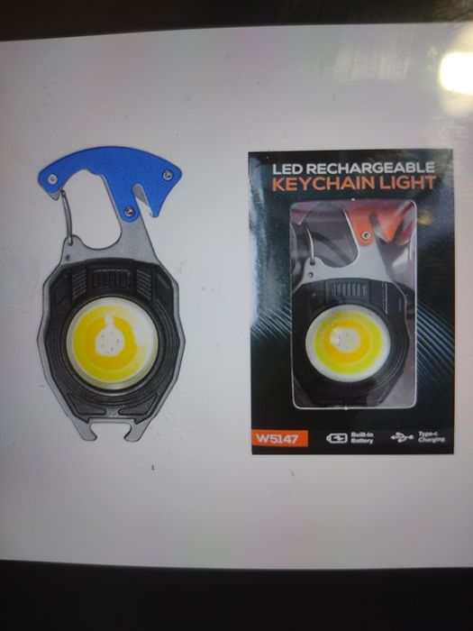 Портативный мини фонарь