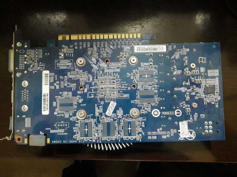 Видео карта GTX 550Ti 1 GB 192 БИТ GDDR5