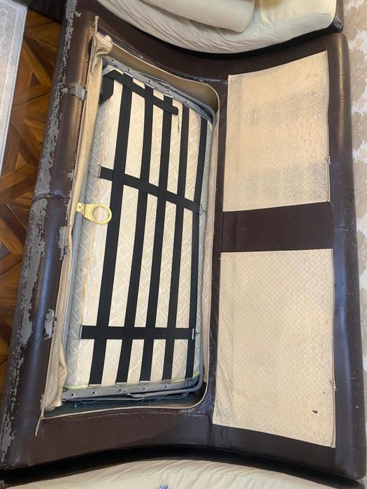 Продам диван в хорошем состояний