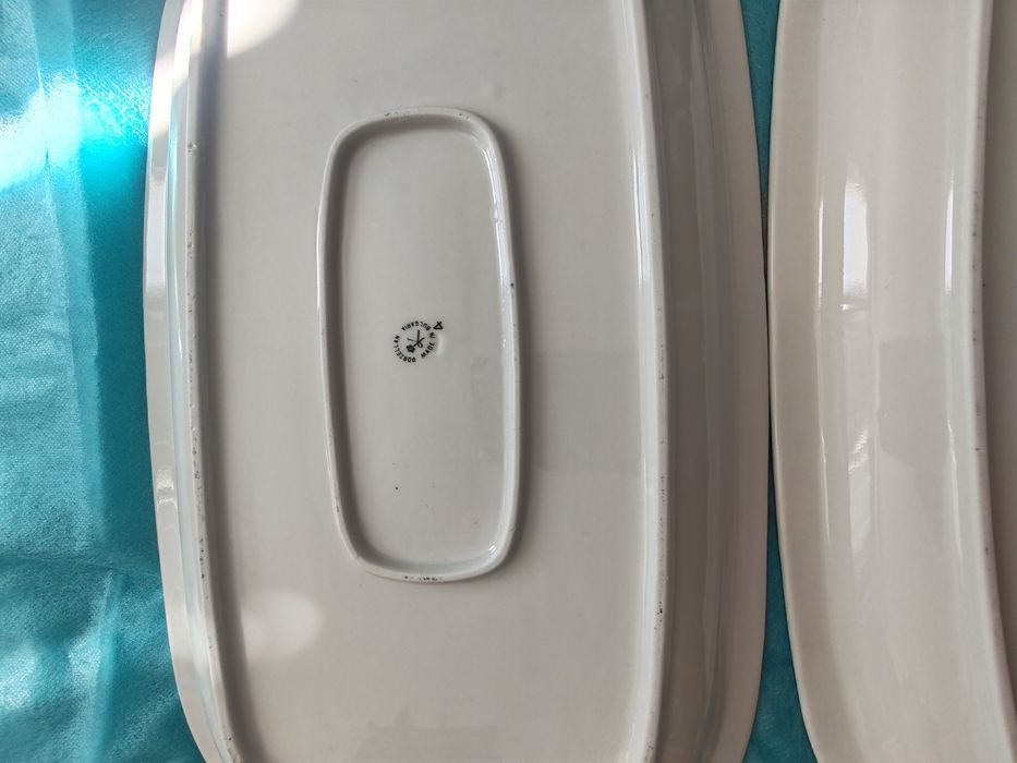 Порцеланови чинии за плато