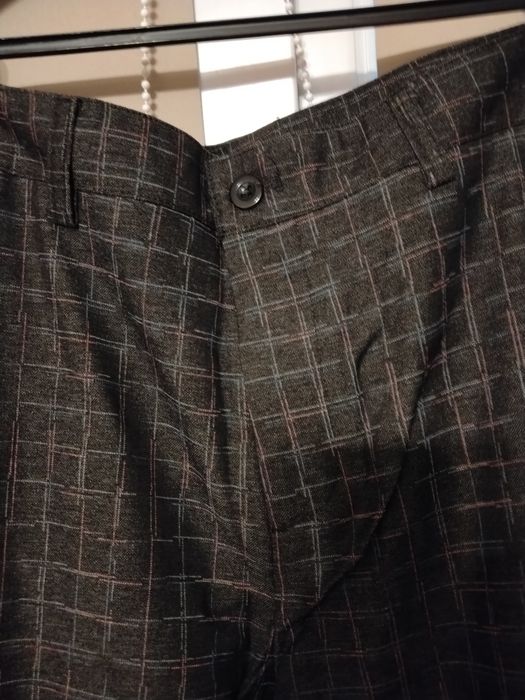 Pantaloni barbatesti