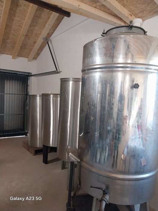 Vând butoaie/ cisterna inox 300-1500 l