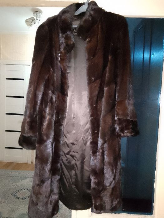 Норкавая шуба на прадаж