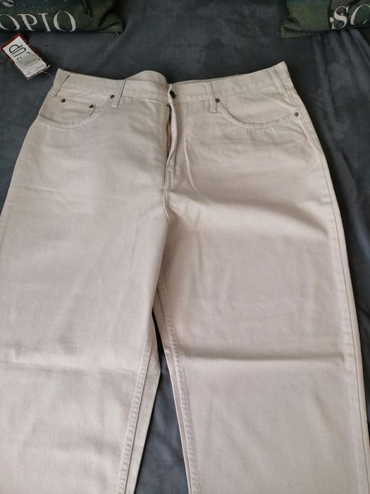 Продам фирменные брюки.