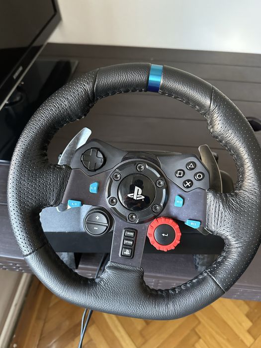 Logitech G29 + monitor Samsung – setup racing PC/PS5”