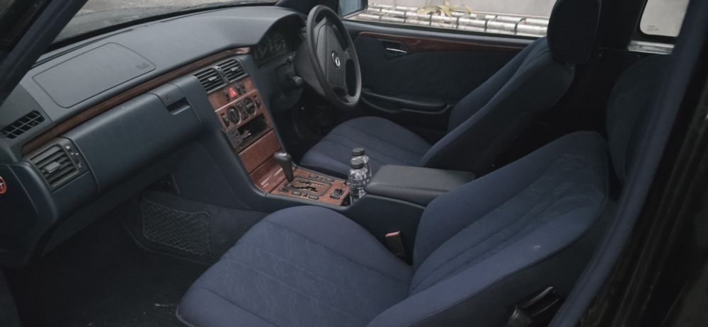 Mercedes-Benz E-Class 1998 benzină, 1.617 € — imagine 4