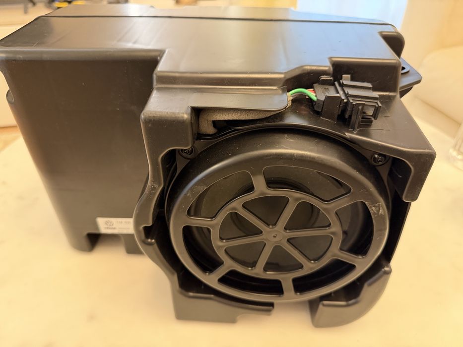 Subwoofer original Volkswagen ID4/ID5