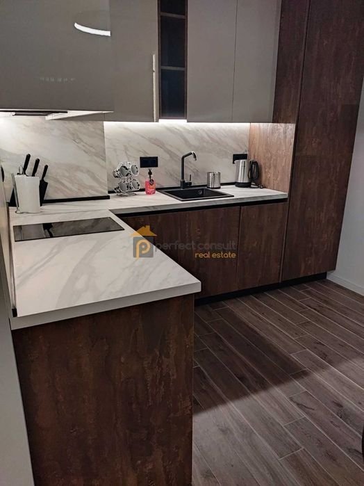 Дава се под наем Двустаен апартамент в Пловдив, Младежки Хълм - 70 кв.м за 700 € - Снимка #4