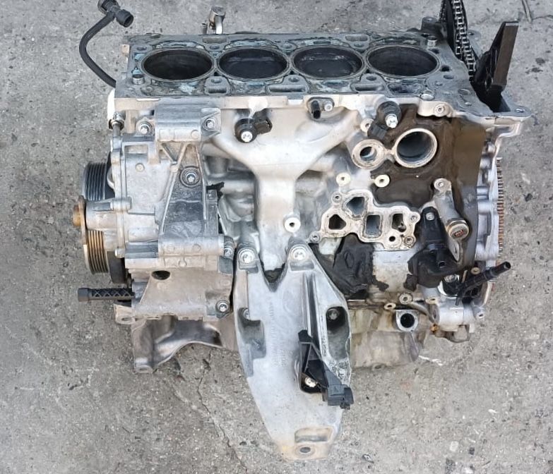 Блок двигателя БМВ BMW B48